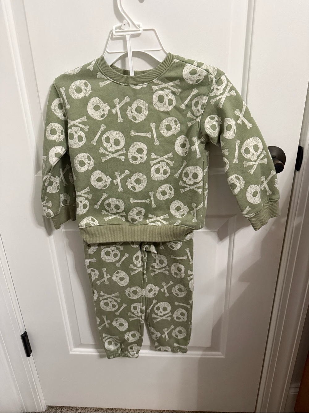 Cat & Jack Olive Green Skull Print Set